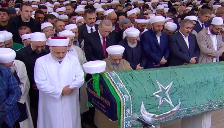 أردوغان يشارك في جنازة الشيخ عبدالمجيد الزنداني  

