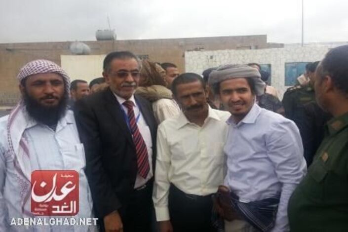 عاجل : الإفراج عن الشيخ حسن بنان ورفاقه من السجن المركزي بصنعاء (صور )