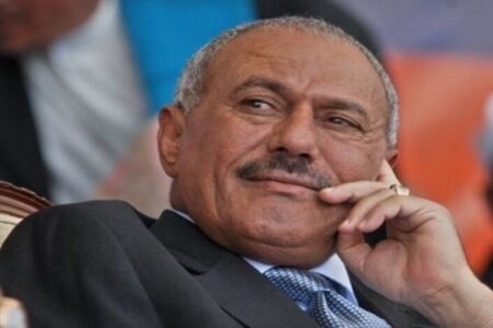 مصادر: صالح يتحدى الإرادة الدولية والإجماع الوطني ويصر على إفشال الحوار باسم (الوحدة)