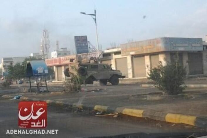 مصادر : قطع الكهرباء عن عدن لاكثر من 12 ساعة والدفع بقوات ضخمة إلى شوارعها جاء ردا على تحركات الجنوبيين بمؤتمر حوار صنعاء (مصور)