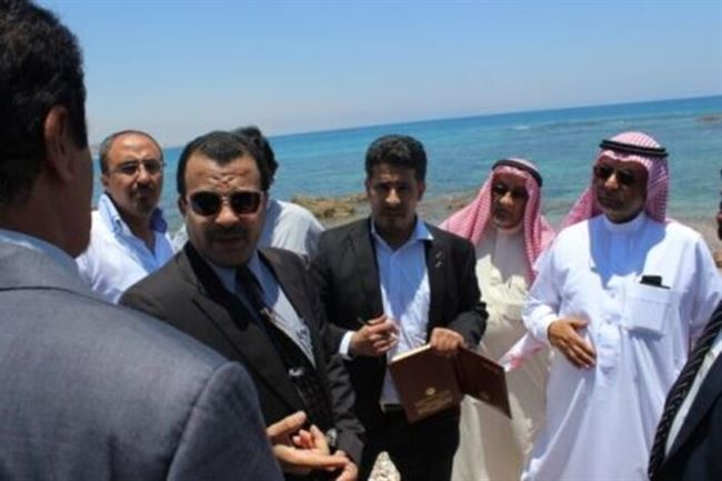 وفد الصندوق السعودي للتنمية  يزور موقعي مينائي بروم وضبه في حضرموت