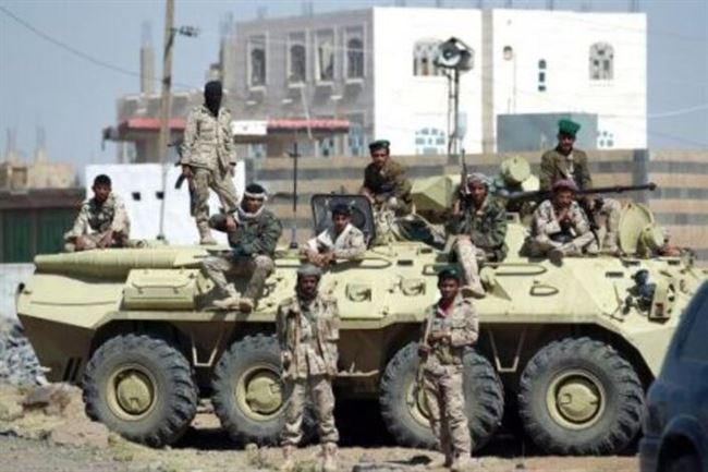 موقع مقرب من علي محسن يتهم ضباط جنوبيين بالتسبب بإسقاط عمران بيد الحوثيين