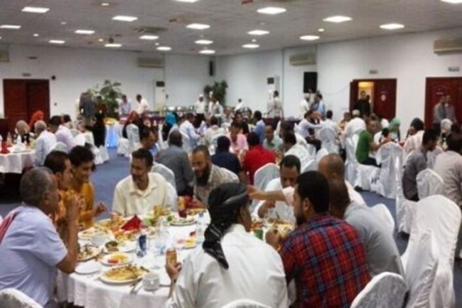 (فلاي دبي) تقيم مائدة إفطار جماعية بمناسبة تدشيّن أولى رحلاتها إلى مطار عدن الدولي