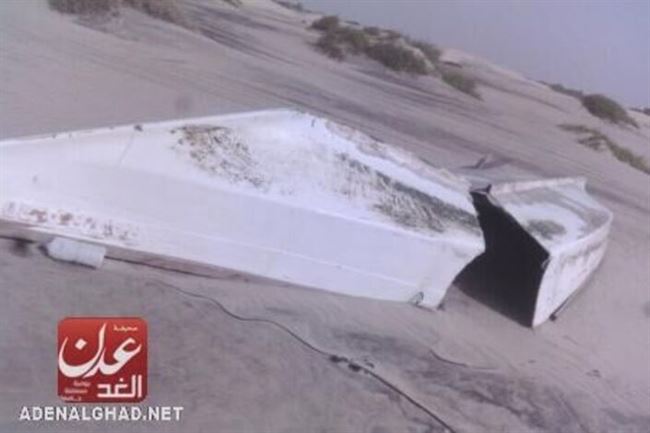 عاصفة رملية تضرب مدينة احور وتحطم منازل ومعدات صيادين
