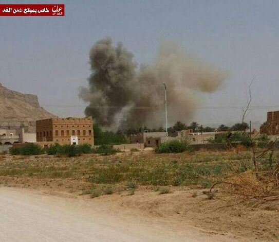 تفاصيل: سلاح الجو  اليمني يقصف منزل مواطن بحوطة شبام (مصور)