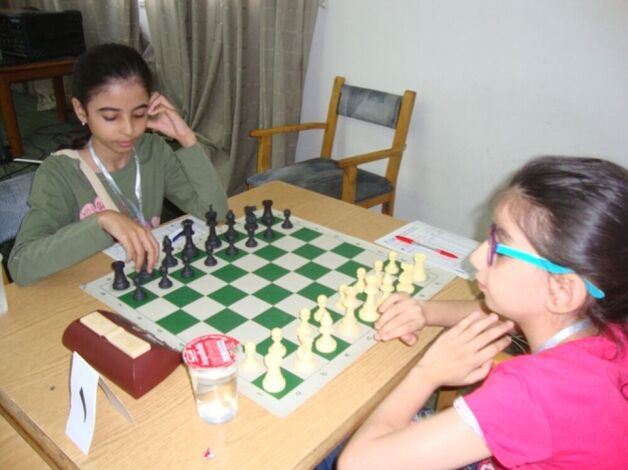 نتائج طيبة لفتيات شطرنج اليمن بالأردن تمحو آثار خسارة الجولة الخامسة
