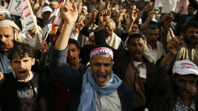 الحوثيون يصعدون احتجاجهم بالاعتصام قرب مطار صنعاء
