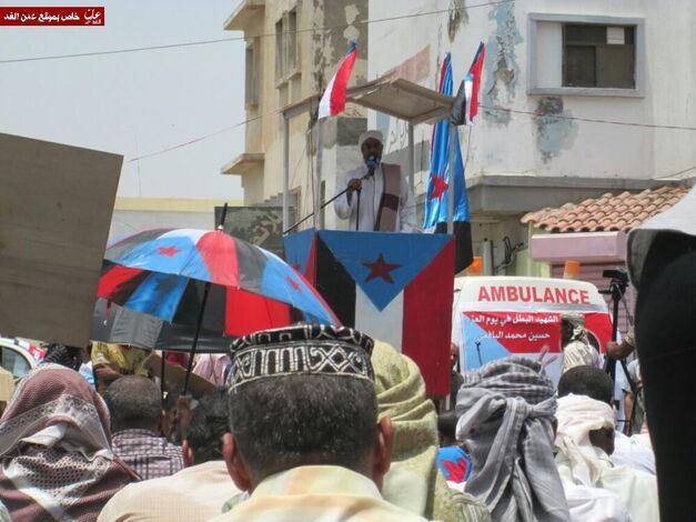 خطيب جمعة عدن  : على الاحزاب اليمنية الا تسعى لنقل مشاريعها الى الجنوب
