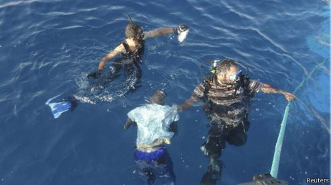 "غرق قارب يقل 250 "مهاجرا أفريقيا قبالة سواحل ليبيا