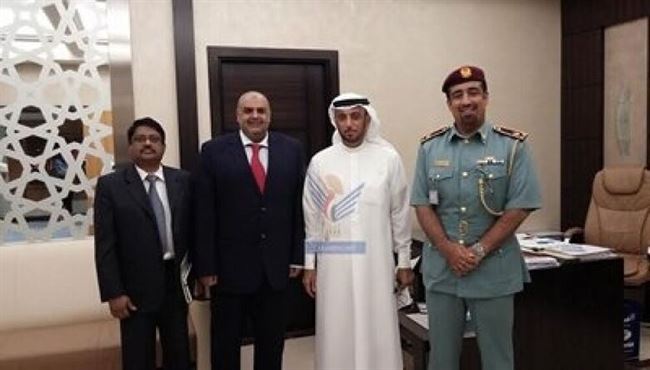 الإمارات: اليمنيون يحظون بمعاملة خاصة ويعملون في مواقع حساسة ومنحهم التأشيرات يتم بصورة طبيعية
