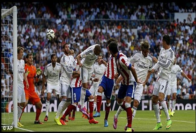 "الكرات العرضيّة"... تُهدد عرش ريال مدريد محلياً وقارياً