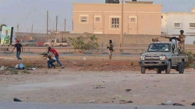 ليبيا.. مسلحون ينهبون مصارف ومؤسسات مالية في بنغازي