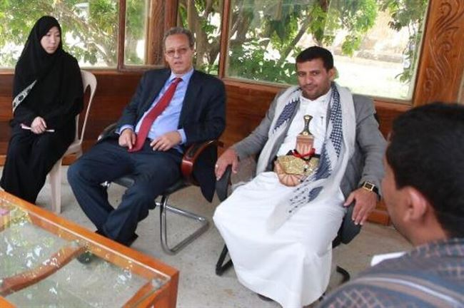 الحوثي عين اثنين من معاونيه التوقيع في صنعاء .. جمال بن عمر يعود الى صنعاء دون التوقيع على اتفاق مع الحوثيين