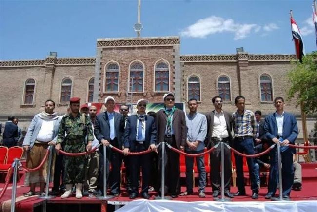 الخميس : شباب الكشافة وزهرات المرشدات يحيون حفل إيقاد شعلة الثورة اليمنية
