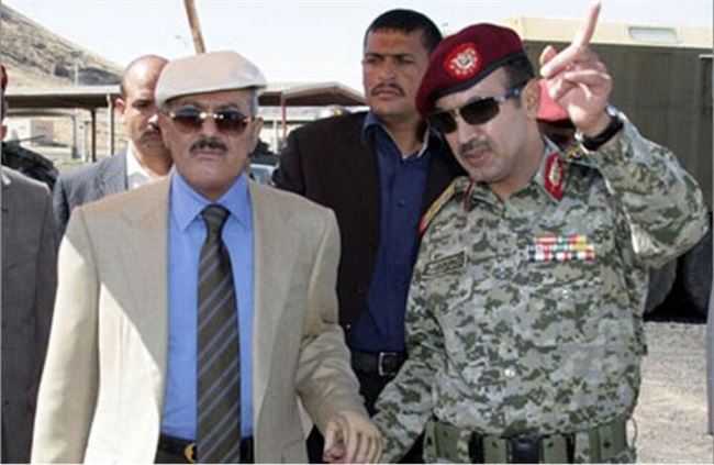 قوات عسكرية من الحرس الجمهوري التي كان يقودها نجل صالح تسلم مواقعها للحوثيين بإب