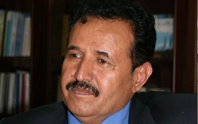 الحوثيون يقيلون محافظ عمران وينصبون آخر بدلاً منه