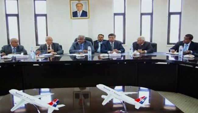 وزير النقل باسلمة يجتمع بقيادة "اليمنية "لرفع كفاءة الشركة وتطويرها