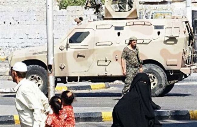 تحليل: سقوط صنعاء بيد ميليشيات مسلحة يجر اليمن إلى حرب أهلية وانهيار اقتصادي
