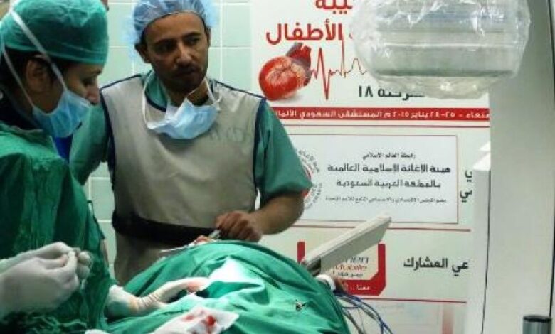 مؤسسة طيبة تدشن 25عملية قلب مجانية للأطفال بصنعاء