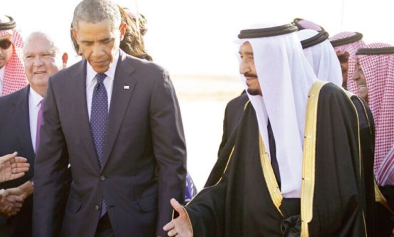عكاظ: الملك سلمان حريص على أمن اليمن.. وتنسيق سعودي أمريكي لإنهاء الأزمة