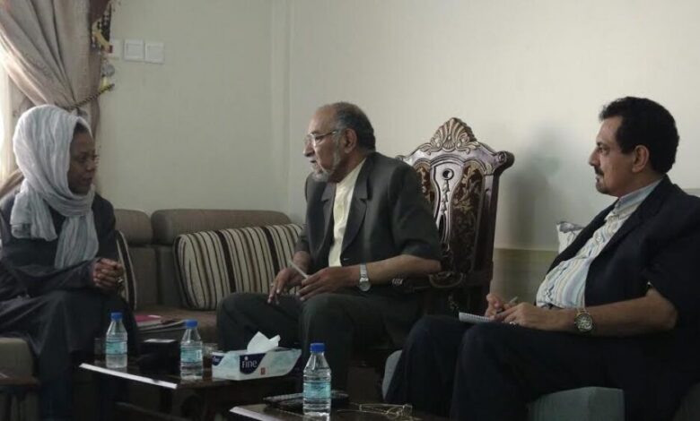 الهيئة الوطنية الجنوبية تلتقي بممثلة أطباء بلا حدود في عدن (مصور)