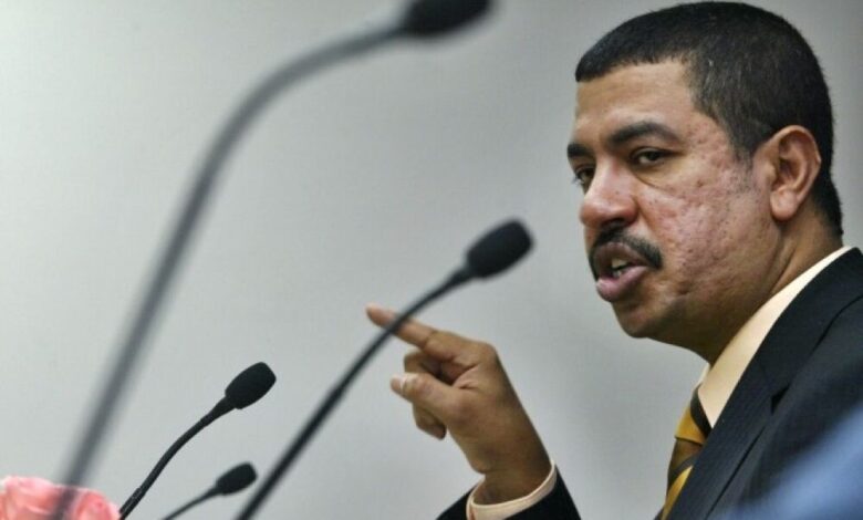 بحاح يقول ان استقالة حكومته غير قابلة للتراجع