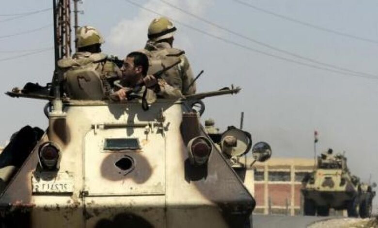 السيسي يقطع زيارة لإثيوبيا بعد مقتل 30 في تفجيرات في شمال سيناء