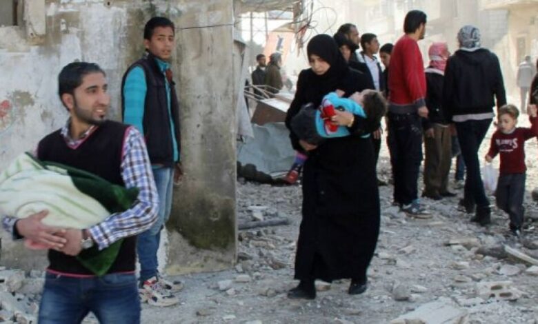 هيومن رايتس: سوريا نفذت مئات الغارات بالبراميل المتفجرة