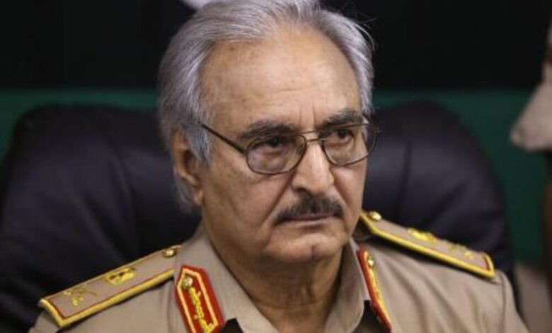 متحدث: البرلمان الليبي يقترح تكليف حفتر بقيادة الجيش