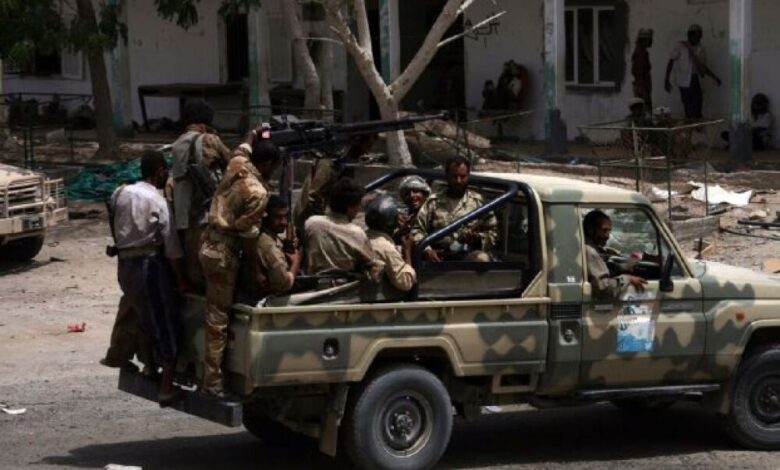 قيادي في جماعة الإخوان المسسلمين باليمن: (القاعدة) والحوثيون وجهان لعملة واحدة