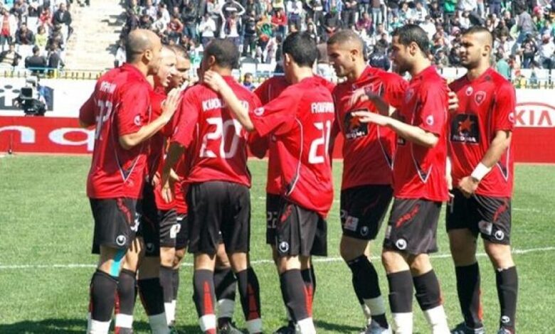 غياب 4 لاعبين عن اتحاد الجزائر أمام مولودية وهران