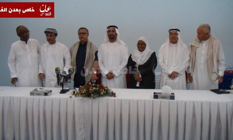 محافظ عدن يلتقي اعضاء وفد البرلمان العربي