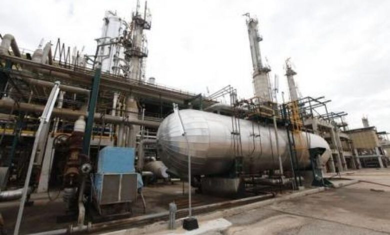 حكومة ليبيا المؤقتة: يجب ترتيب مبيعات النفط عن طريق مؤسسة النفط في بنغازي