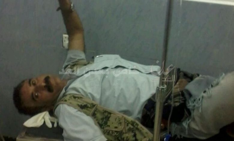 إصابة شيخ قبلي من يافع برصاص قوات موالية للحوثيين بعدن