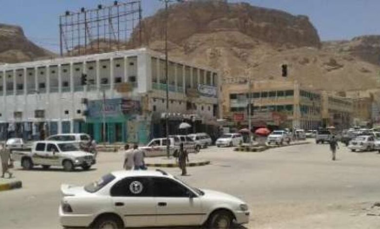 سكان : انفجارات عنيفة تهز مدينة القطن بحضرموت