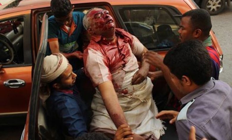 سقوط قتيل وعشرات الجرحى برصاص الحوثيين في تظاهرات الحديدة