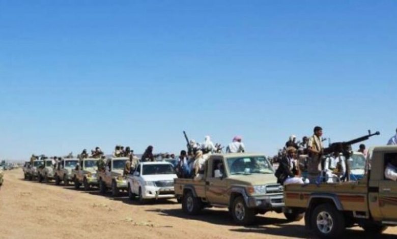 رئيس تحالف قبائل شبوة : مسلحو اللجان الشعبية يحاصرون 1500 مقاتل حوثي بين بيحان وعتق
