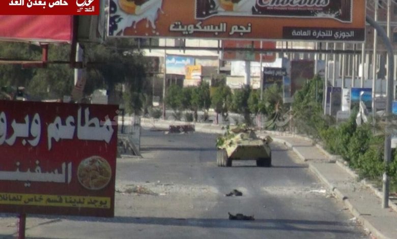 المقاومة الجنوبية توجه نداء إلى الصليب الأحمر بسحب جثث مقاتلي قوات الحوثيين من شوارع عدن