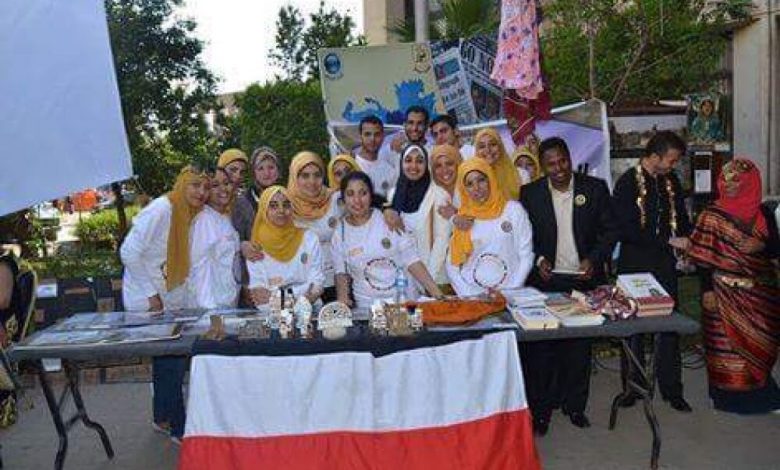 المركز الثقافي اليمني بالقاهرة يشارك في فعاليات يوم الشباب العربي 23 أبريل 2015م