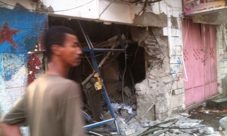 حدث قبل قليل : القوات الموالية للحوثيين تقصف حجيف وتقتل مواطنين