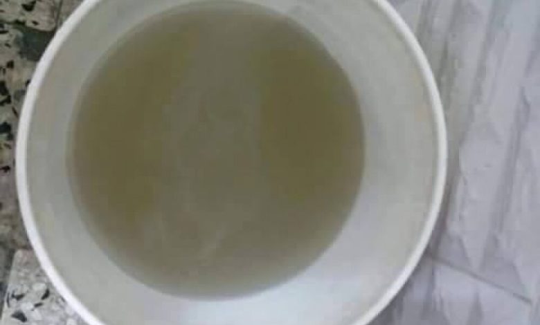 عاجل : مساجد عدن تنادي الأهالي عدم شرب الماء من الحنفيات لأنه مسمم