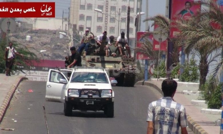 مصدر : إستشهاد خمسة من المقاومة الجنوبية و9 من الحوثيين بمعارك مع القوات الموالية للحوثيين بالمعلا يوم الثلاثاء