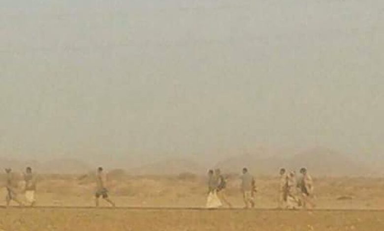 تواصل المعارك بصعيد شبوة والمقاومة تقول انها دفعت قوات موالية للحوثيين الى التراجع