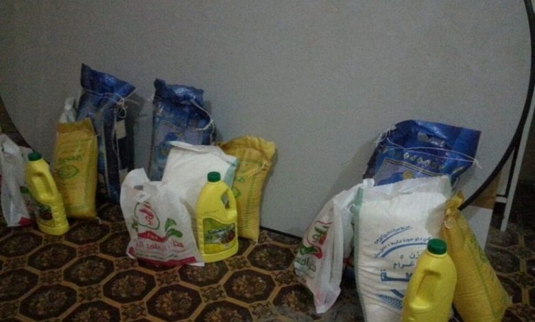 جمعية التنمية الاجتماعية توزع 40 سلة غذائية لضيوف حضرموت
