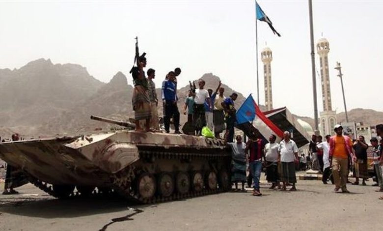 مقتل وإصابة عشرات الحوثيين بينهم قيادي بمعارك عدن والضالع