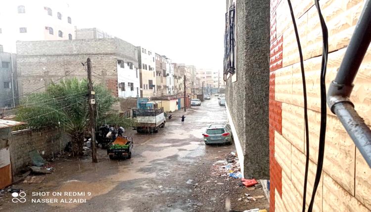 هطول أمطار خفيفة على عدن

