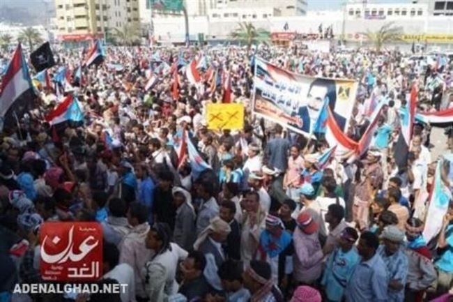 ما هو موقف القيادات الجنوبية من الحرب التي يشنها الحوثي في عمران ؟ وهل للحراك علاقة بالحركة الحوثية وإيران ؟